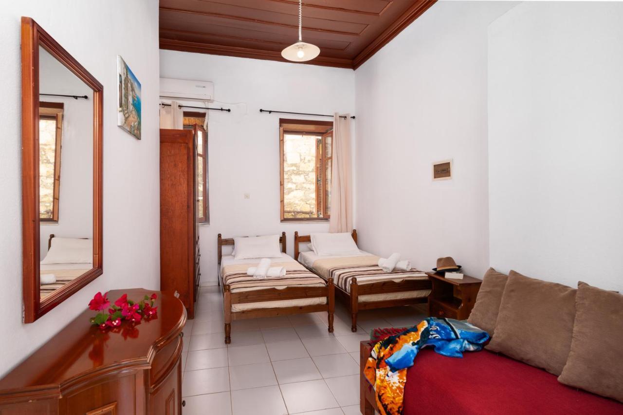 Kiki&Nina Apartment Chalki Town Ngoại thất bức ảnh