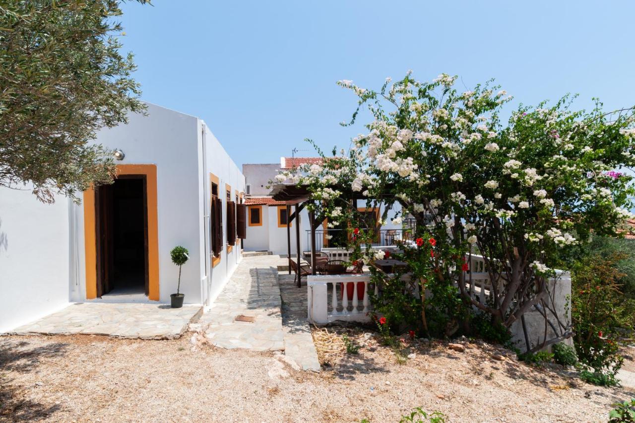 Kiki&Nina Apartment Chalki Town Ngoại thất bức ảnh