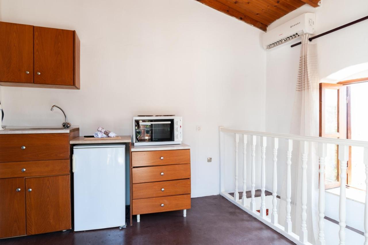 Kiki&Nina Apartment Chalki Town Ngoại thất bức ảnh
